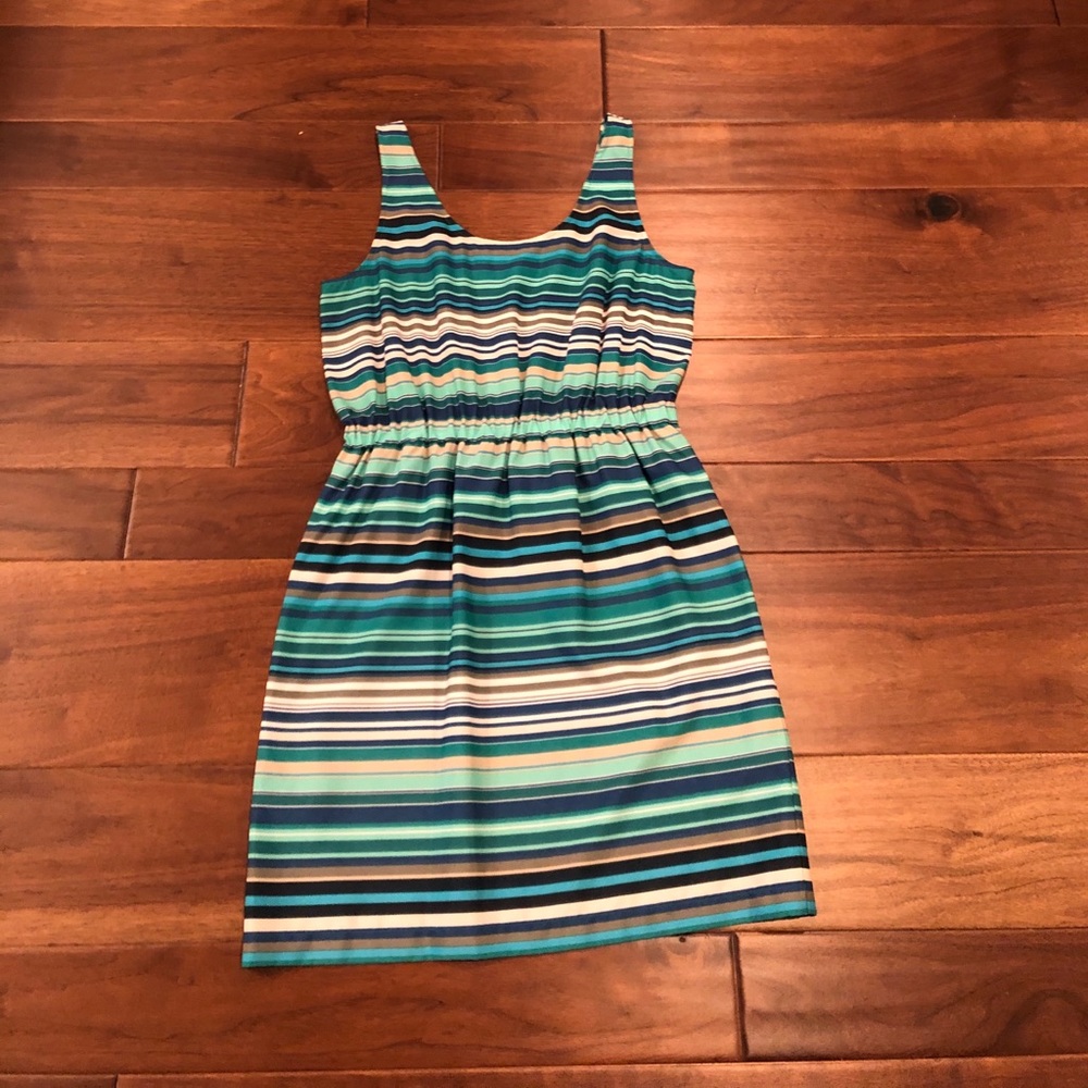 Loft blue striped dress size M - Euc